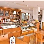 Mareta - Boutique 4*